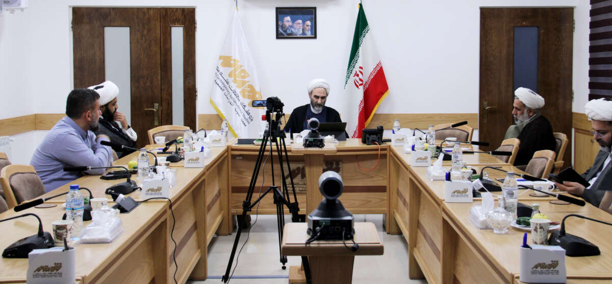 روش‌مندی، پلی میان وحی و دانش بشری: چالش‌ها و راهکارهای نظریه‌پردازی قرآن